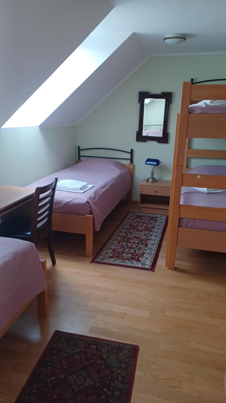 Hostel Strug Makole Екстер'єр фото