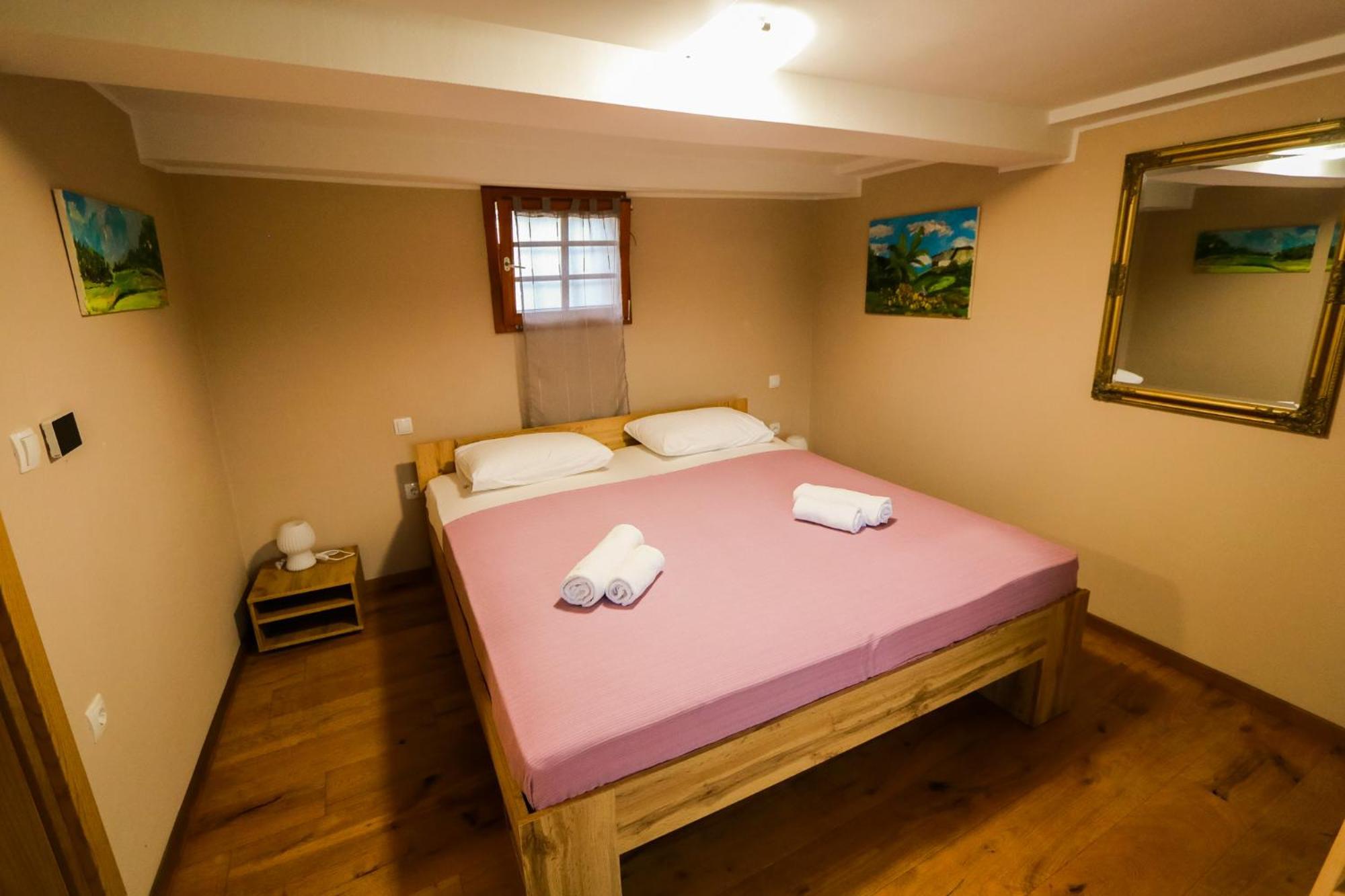 Hostel Strug Makole Екстер'єр фото